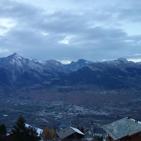 Mont-rouge E 010 - View 8 Pers